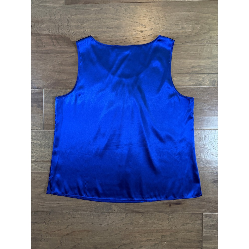 Chico's Royal Blue Satin Pleated Scoop Neck Tank Top Size 2 L Large Sleeveless - Picture 3 of 4